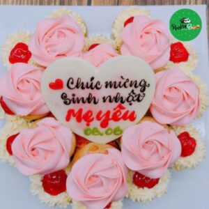 Bánh Sinh Nhật Trái Tim Màu Hồng 2 Tầng Bmh04